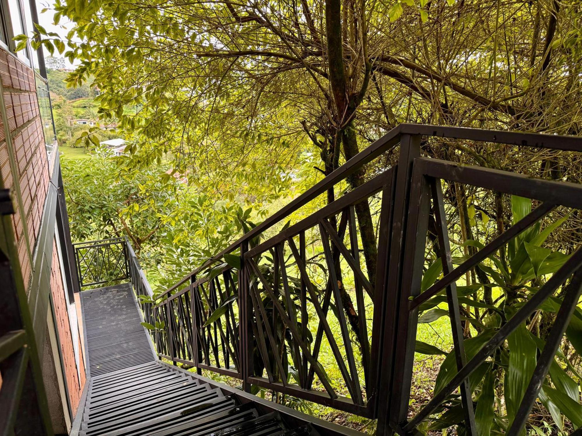Hotel Campestre Alto Lindo En Guatapé Zewnętrze zdjęcie