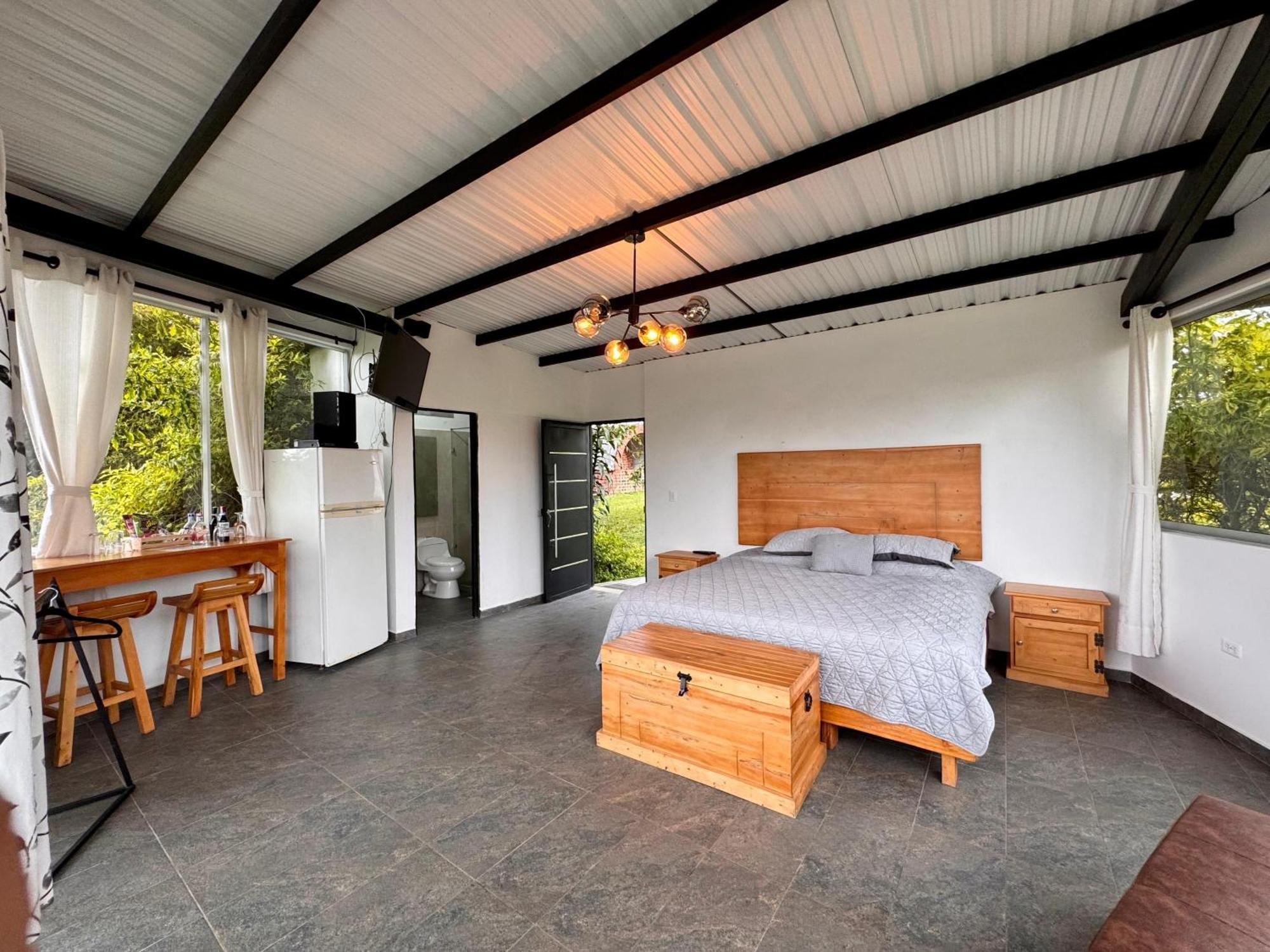 Hotel Campestre Alto Lindo En Guatapé Zewnętrze zdjęcie
