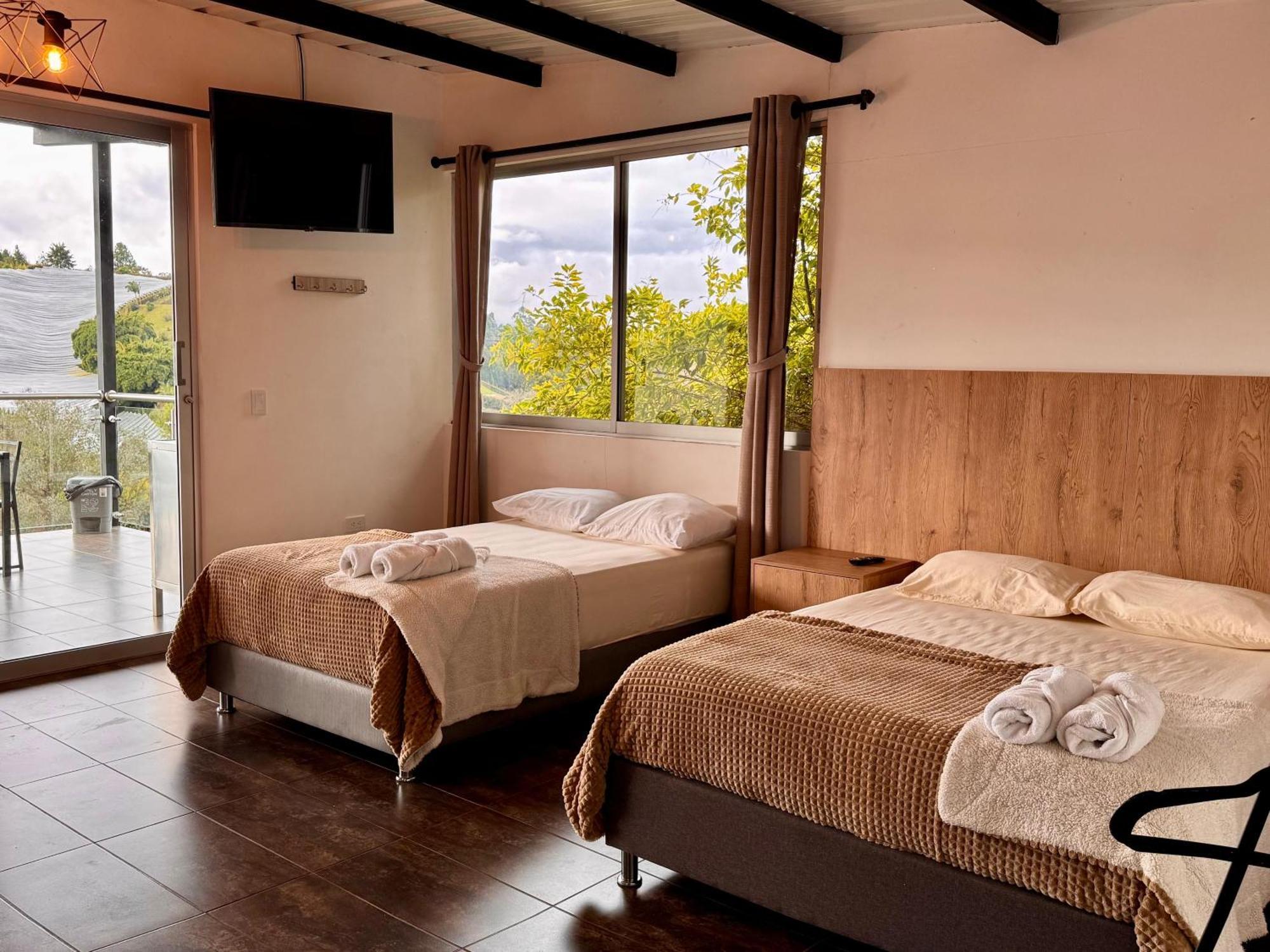 Hotel Campestre Alto Lindo En Guatapé Zewnętrze zdjęcie