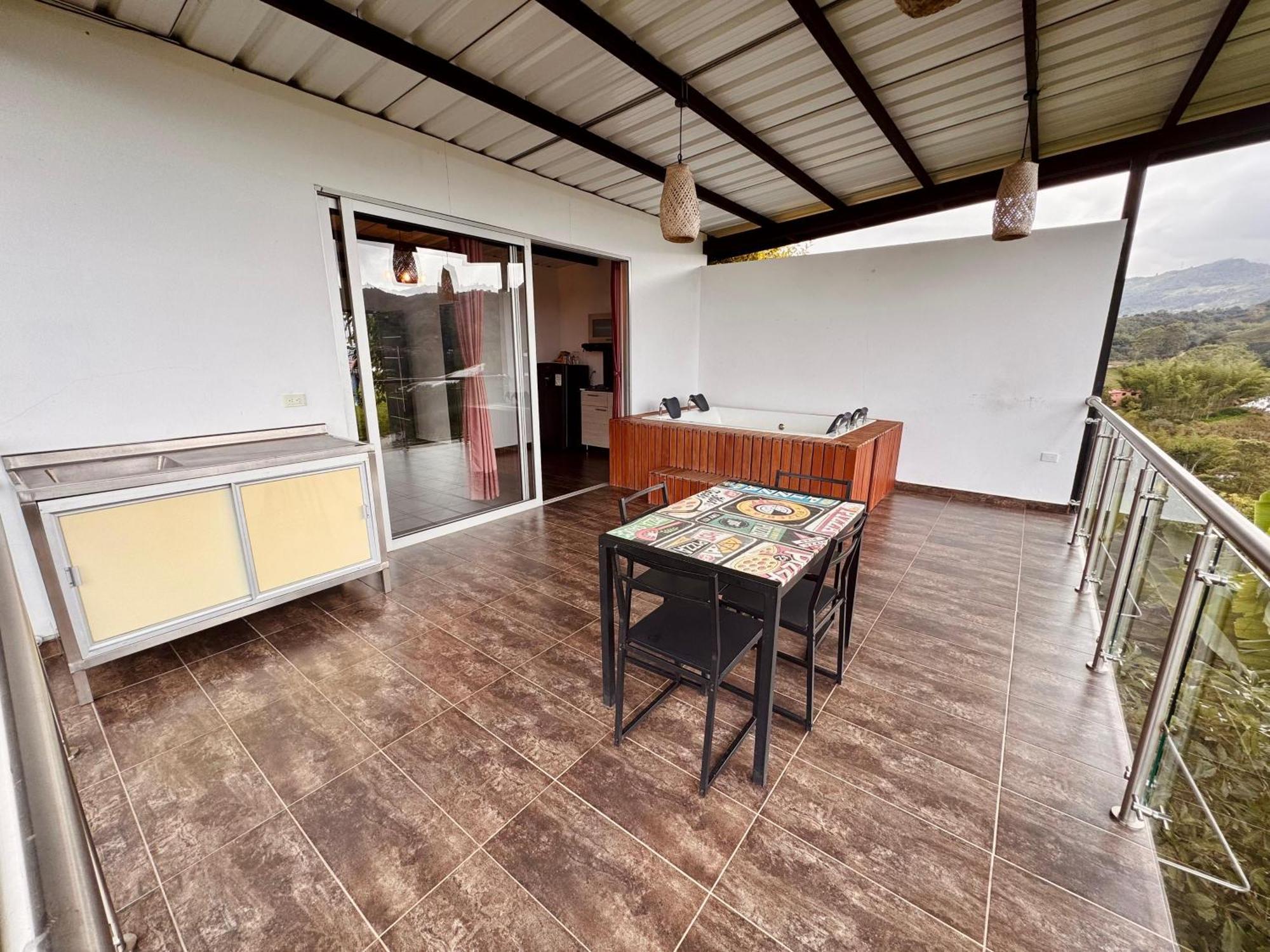 Hotel Campestre Alto Lindo En Guatapé Zewnętrze zdjęcie