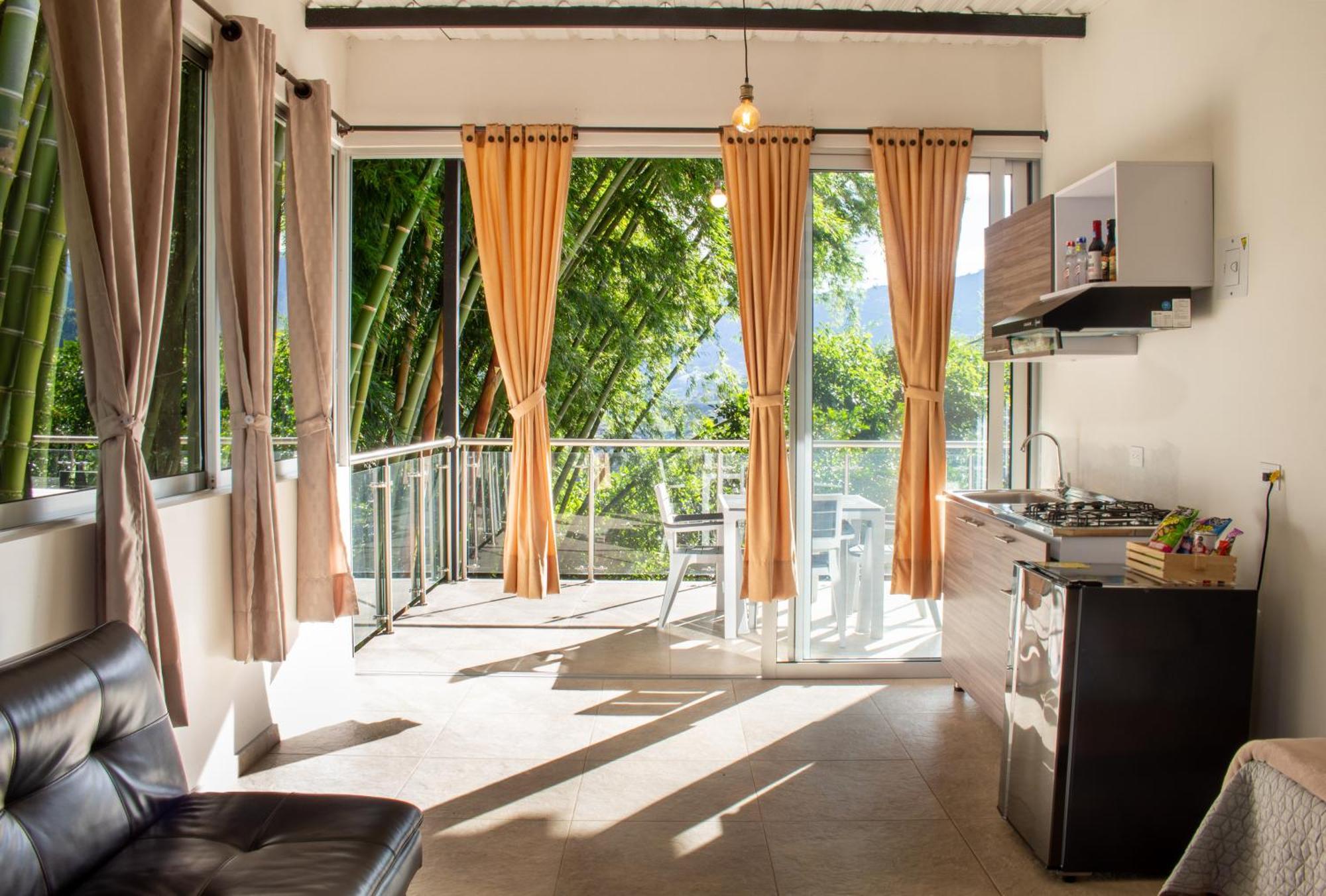Hotel Campestre Alto Lindo En Guatapé Zewnętrze zdjęcie